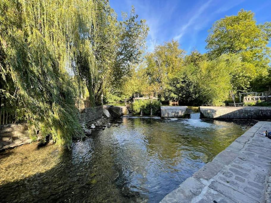 Les Pieds Dans L'Eau - Moret Centre Ngoại thất bức ảnh